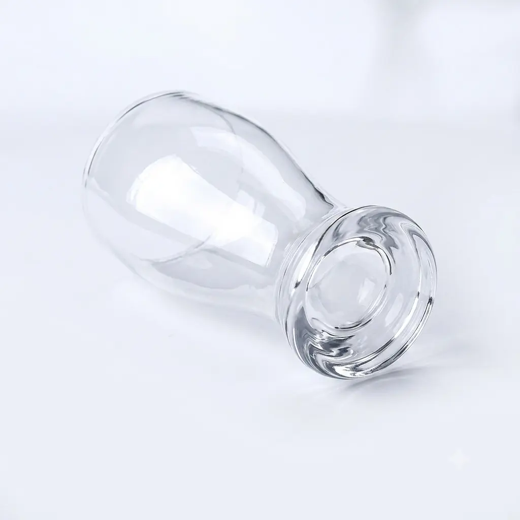 imperial-pint-glass-bottom-view bottom view of durable imperial pint beer glass