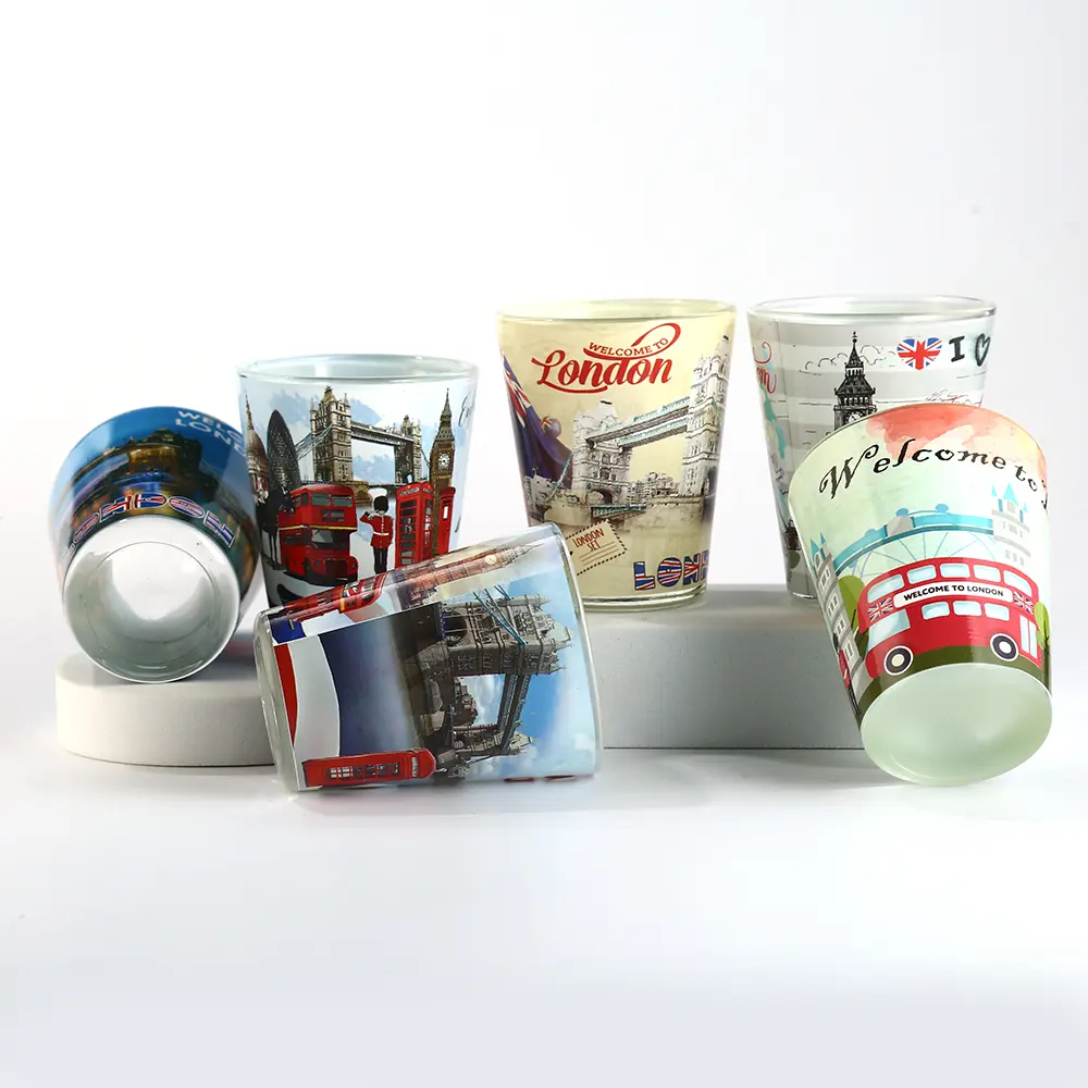 london-souvenir-shot-glasses-printing Custom printed shot glasses with full wrap London souvenir artwork showing multiple viewing angles